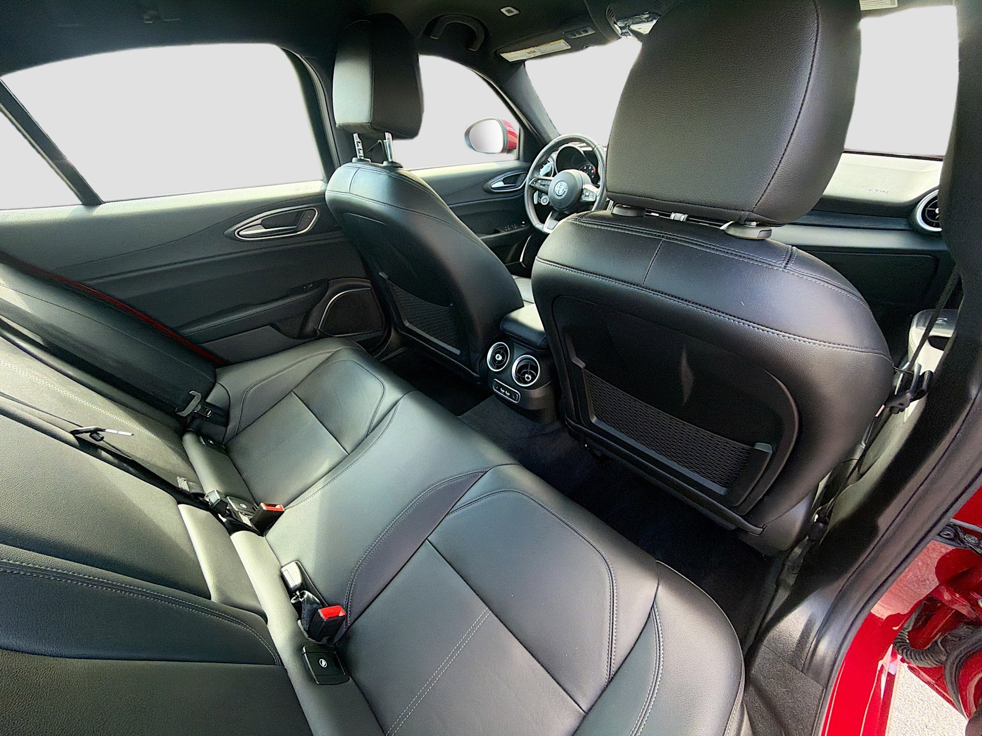 Used 2023 Alfa Romeo Giulia Sprint image 29