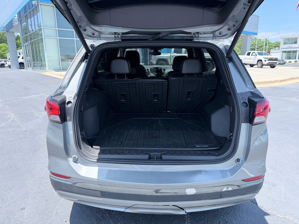 Used 2023 Chevrolet Equinox RS FWD image 9