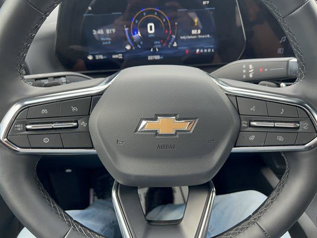 Used 2026 Chevrolet Equinox LT AWD/4WD image 17