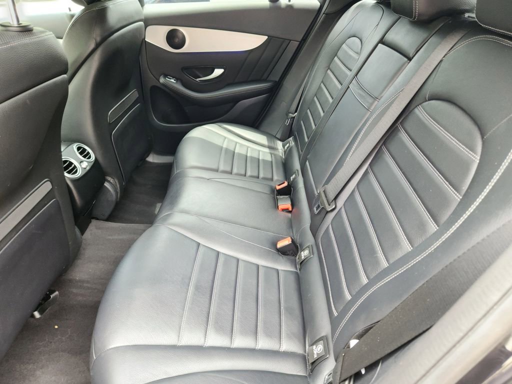 Used 2022 Mercedes-Benz GLC 300 GLC 300 image 12