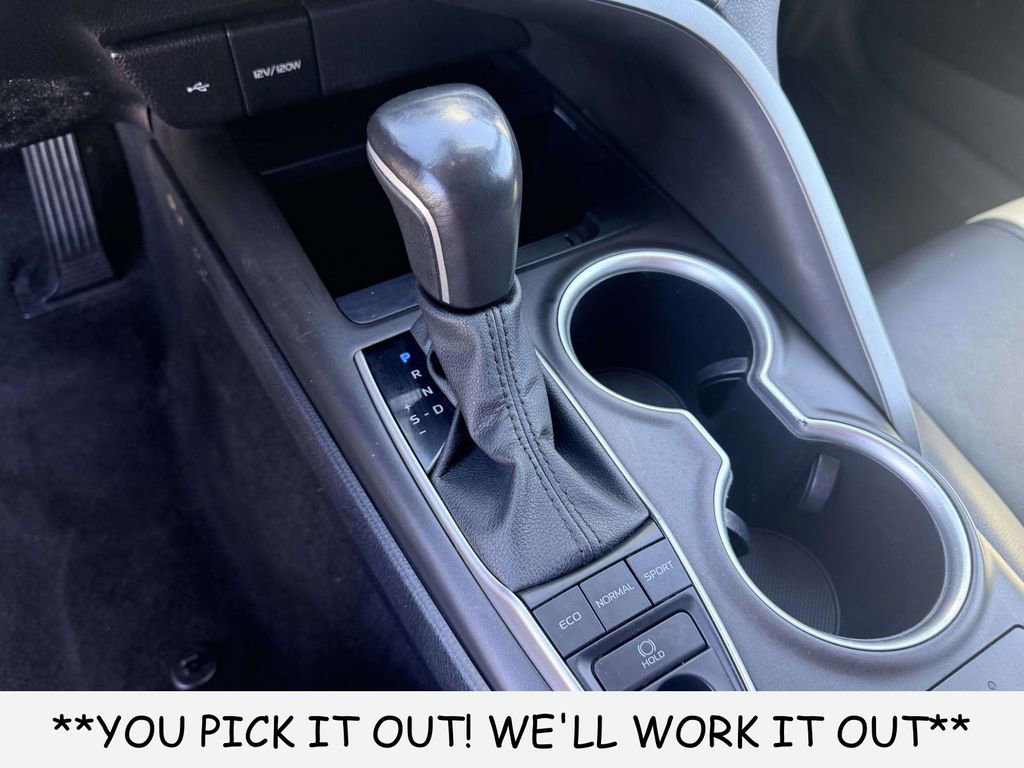 Used 2022 Toyota Camry XLE FWD image 21