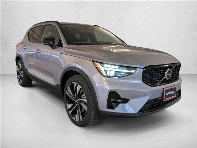 New 2026 Volvo XC40 B5 Ultra w/ Climate Package image 7