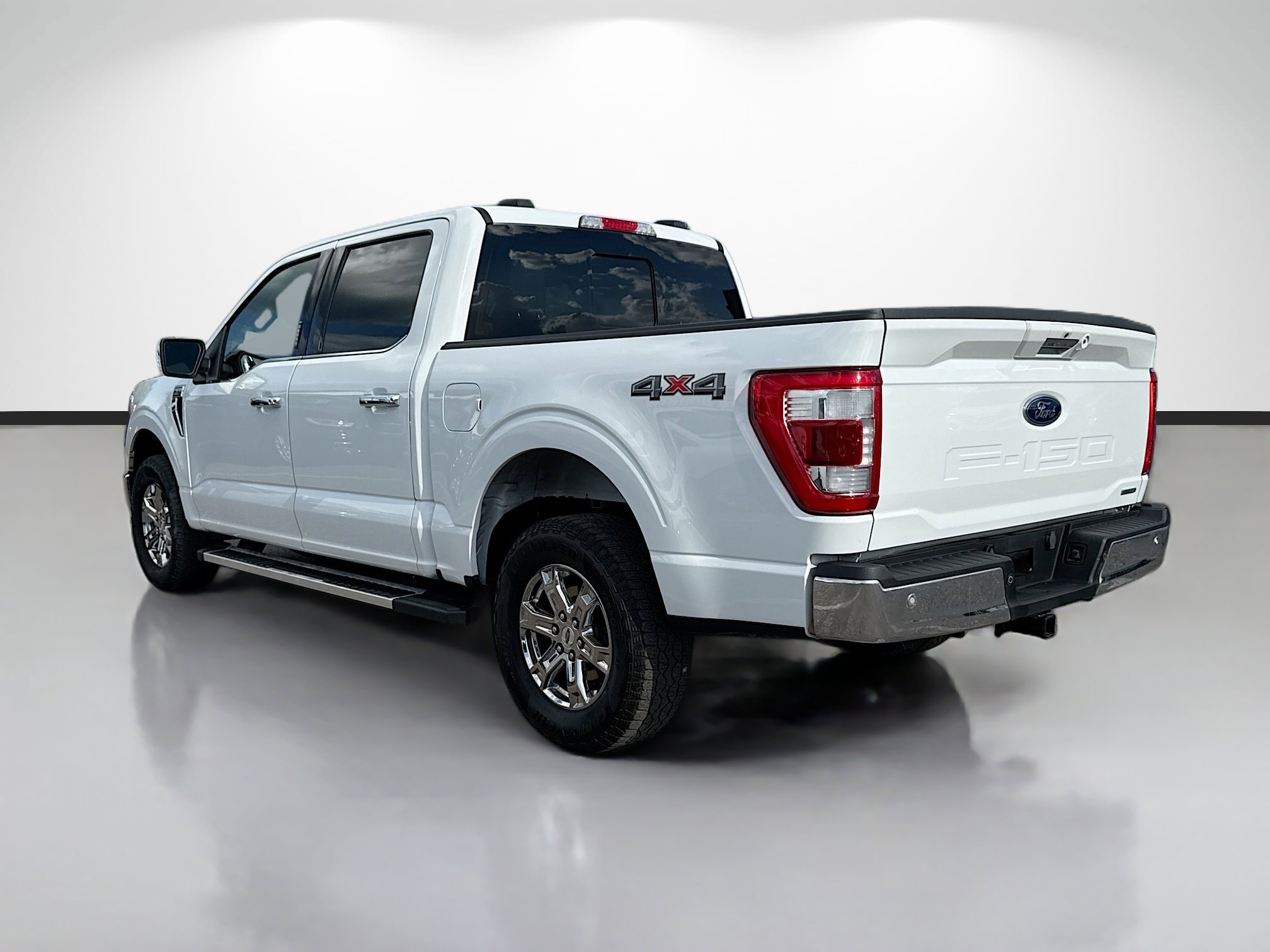 Used 2023 Ford F150 Lariat image 5