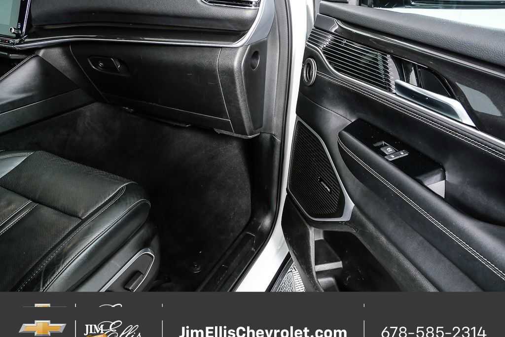 Used 2023 Jeep Wagoneer 2WD w/ Convenience Group I image 26