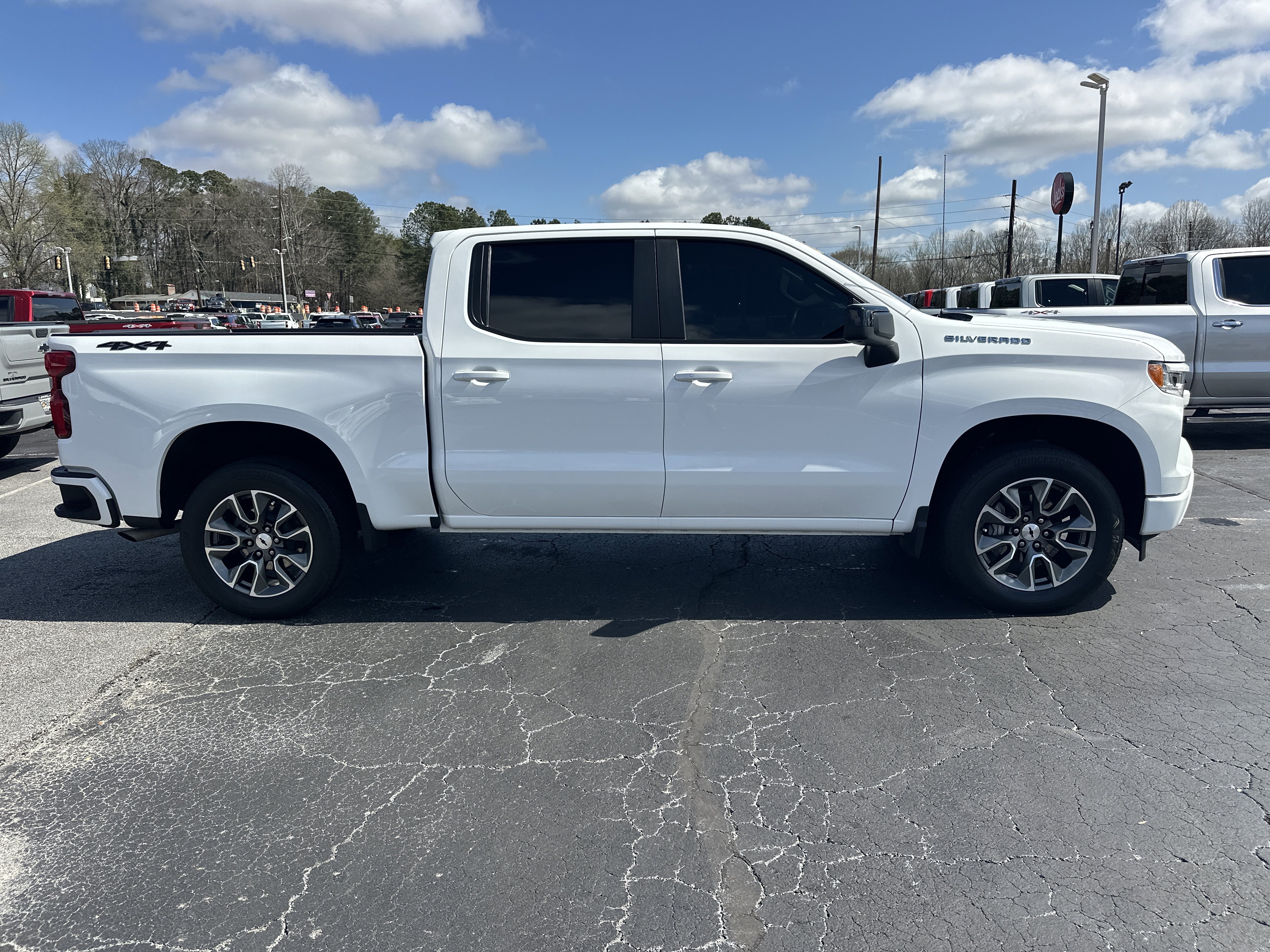 Used 2025 Chevrolet Silverado 1500 RST w/ Convenience Package II AWD/4WD image 9
