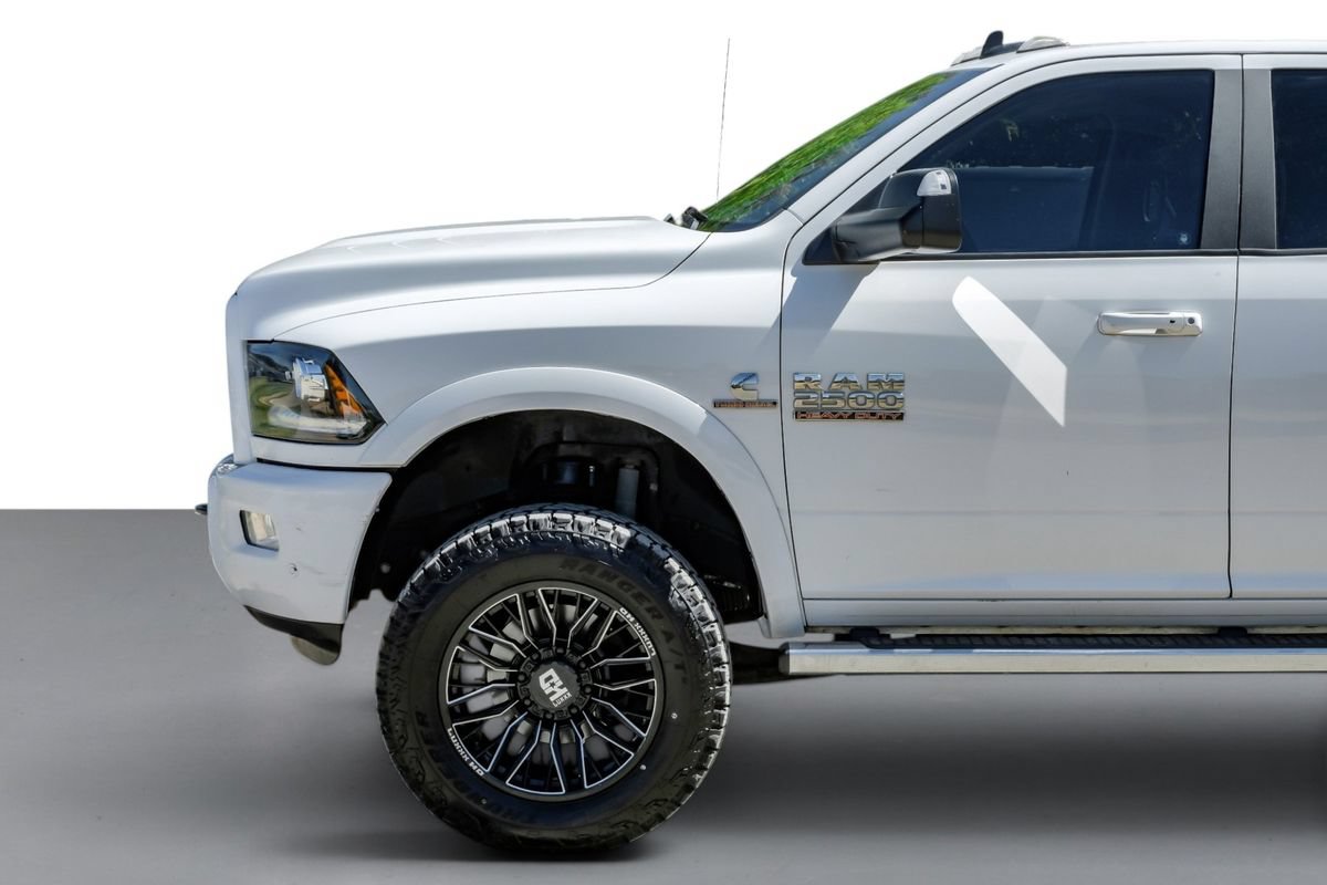 Used 2018 RAM 2500 Laramie w/ Sport Appearance Group AWD/4WD image 11