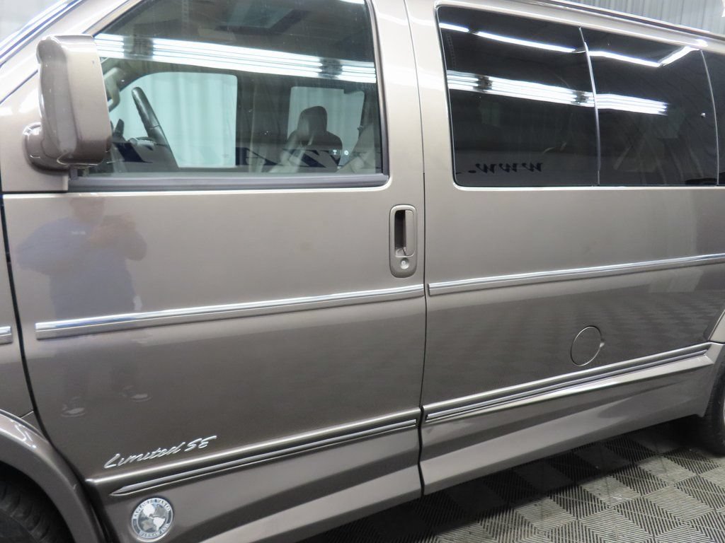 Used 2021 GMC Savana 2500 RWD image 39