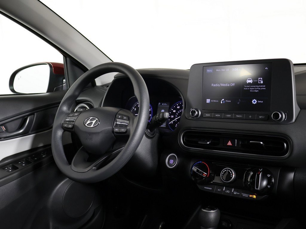Used 2023 Hyundai Kona SEL image 30