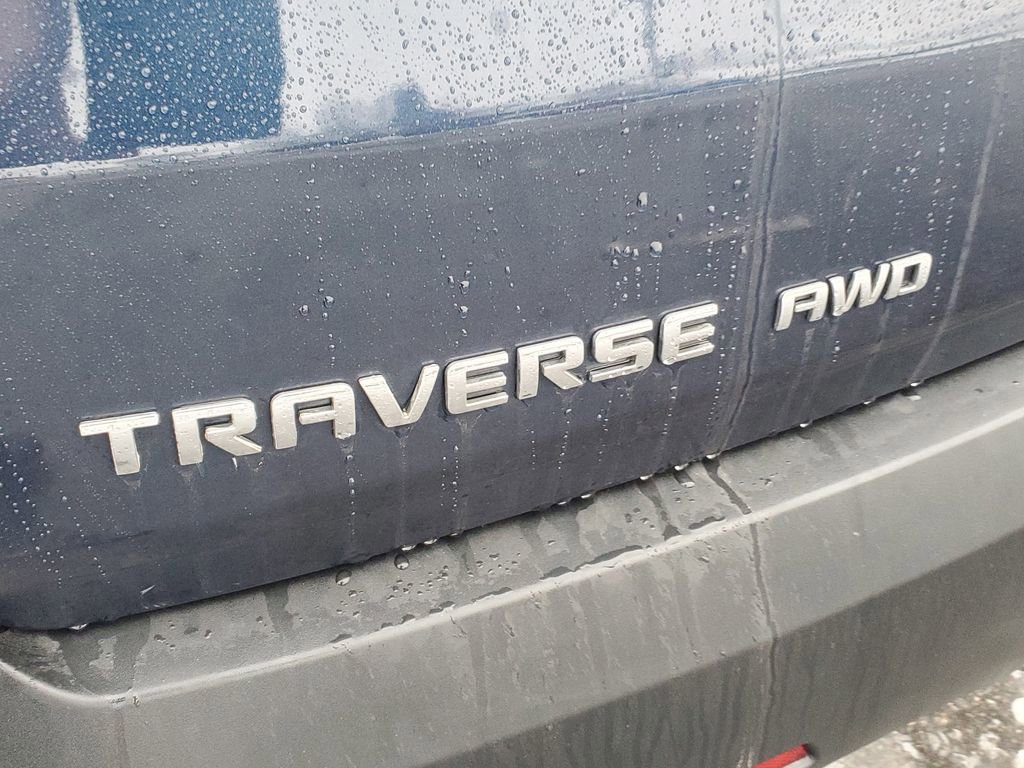 Used 2022 Chevrolet Traverse LT w/ LPO, Floor Liner Package image 32
