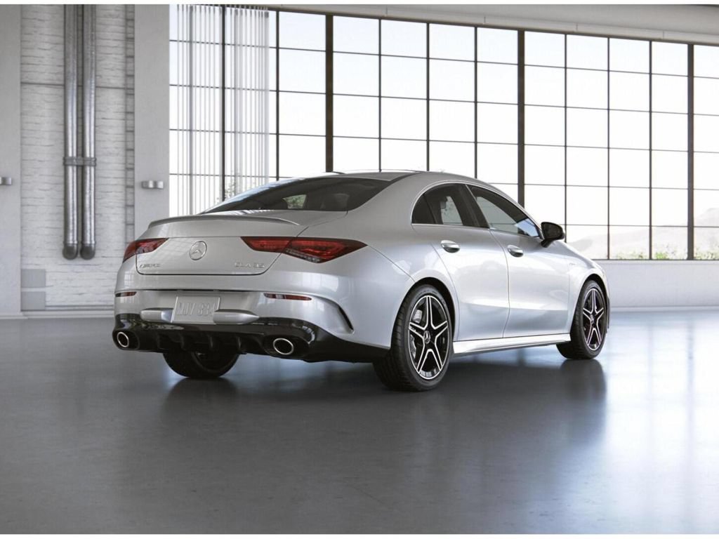 Certified 2022 Mercedes-Benz CLA 35 AMG 4MATIC image 23