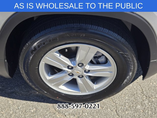 Used 2020 Chevrolet Trax LS w/ Tint and Cruise Package FWD image 19