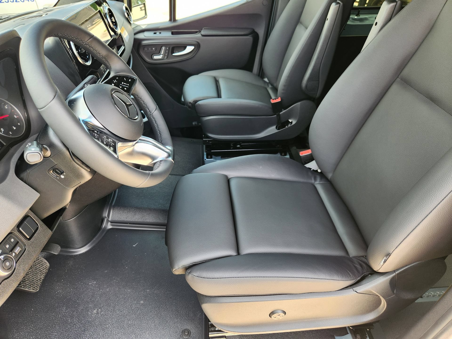 New 2026 Mercedes-Benz Sprinter 2500 image 11