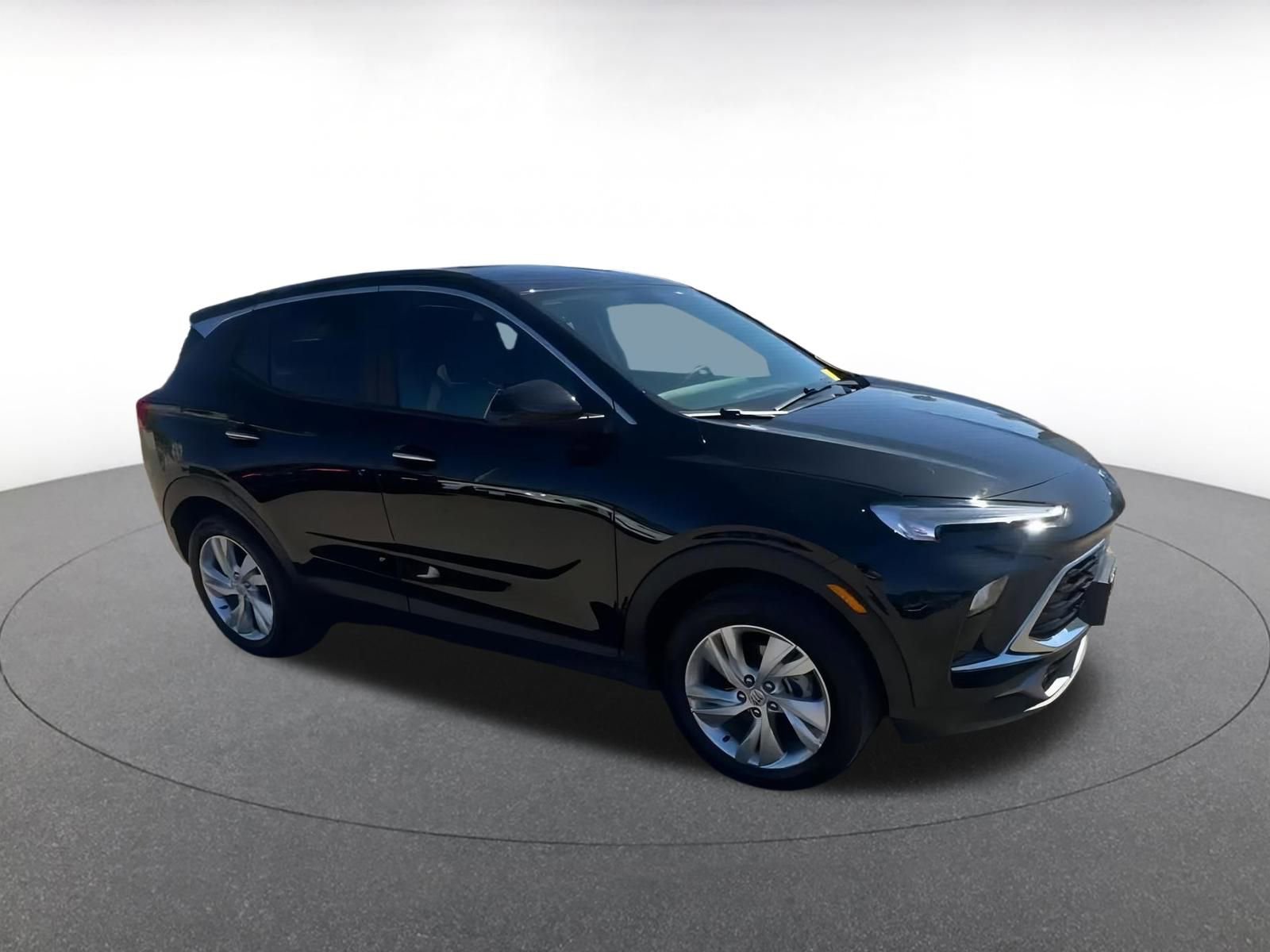 Used 2025 Buick Encore GX Preferred image 2