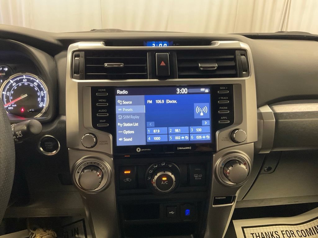Used 2022 Toyota 4Runner TRD Sport AWD/4WD image 28
