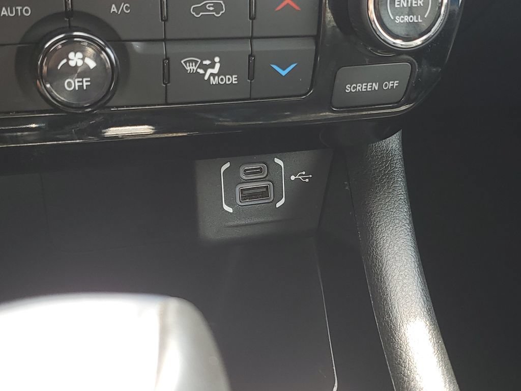 Certified 2026 Jeep Compass Limited w/ Mopar All Weather Package AWD/4WD image 30