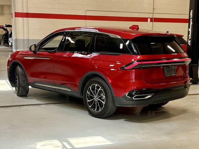Certified 2024 Lincoln Nautilus Premier AWD/4WD image 2