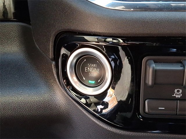 Used 2024 Chevrolet Silverado 1500 High Country w/ Technology Package image 23