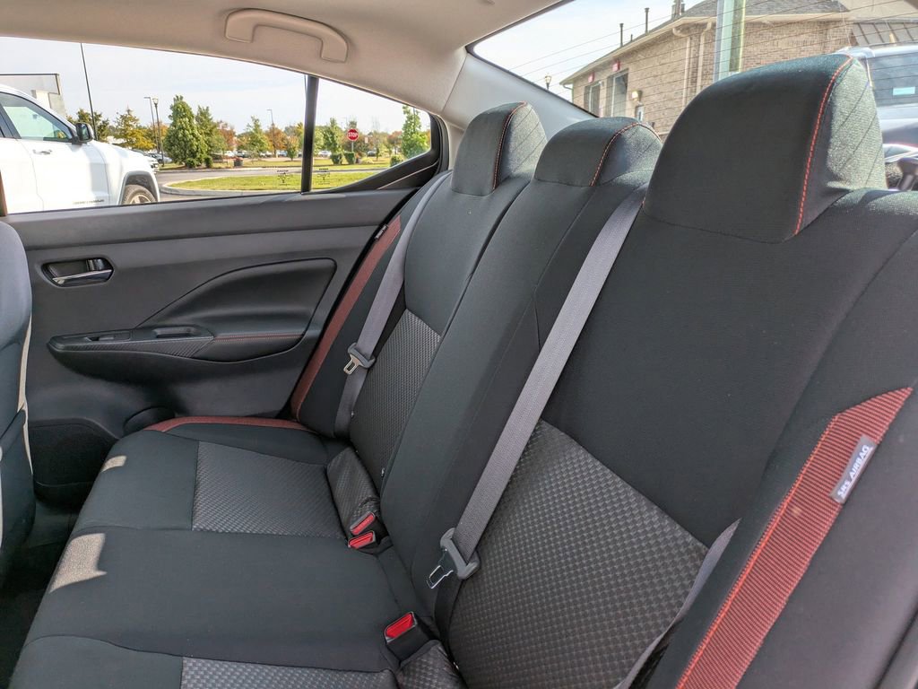New 2025 Nissan Versa SR w/ Trunk Package image 13
