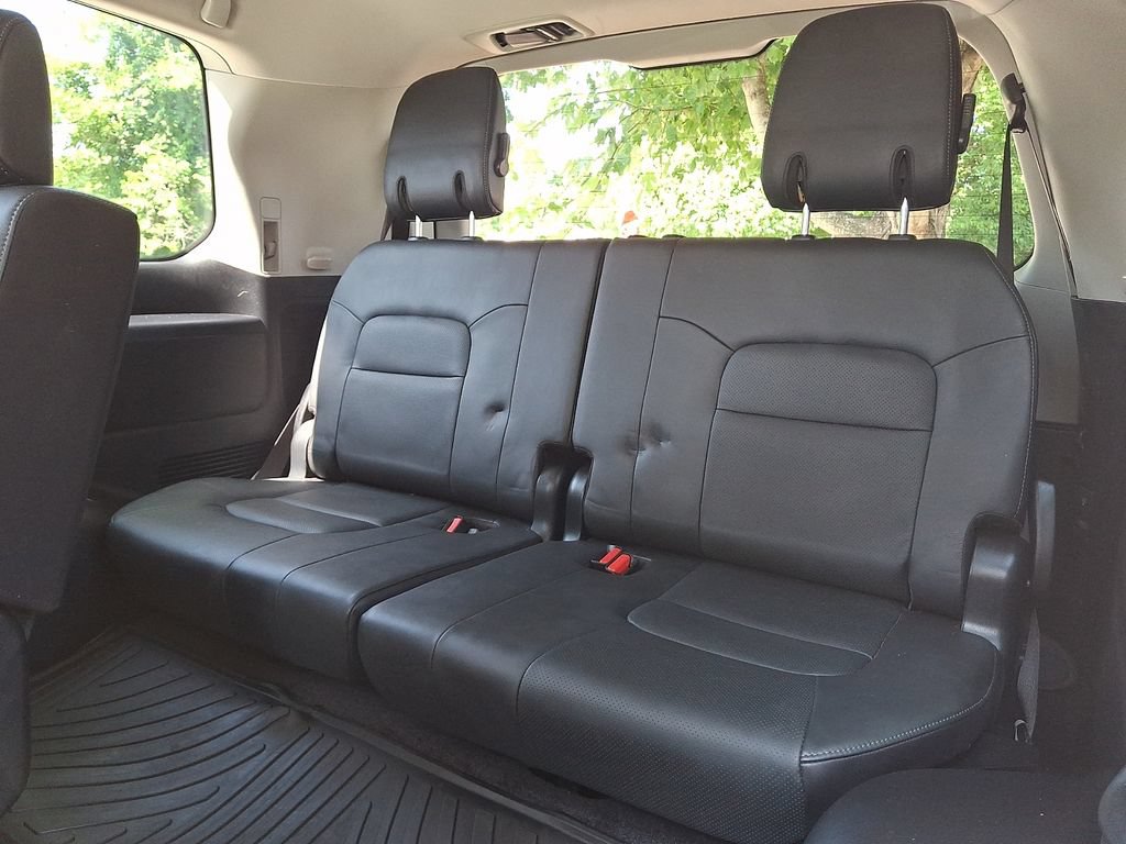 Used 2016 Toyota Land Cruiser w/ Four Season Floor Mat Package AWD/4WD image 9