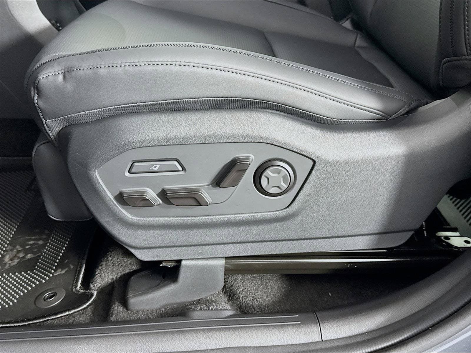 New 2026 Hyundai Santa Fe Calligraphy AWD/4WD image 22