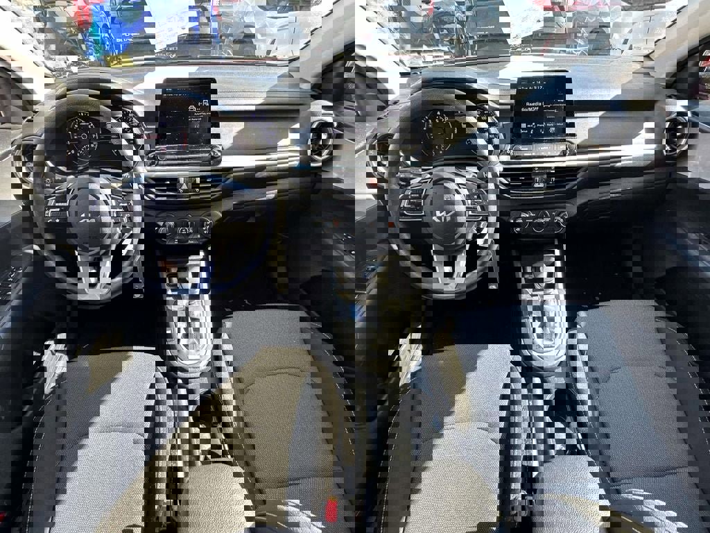 Certified 2023 Kia Forte LXS image 12