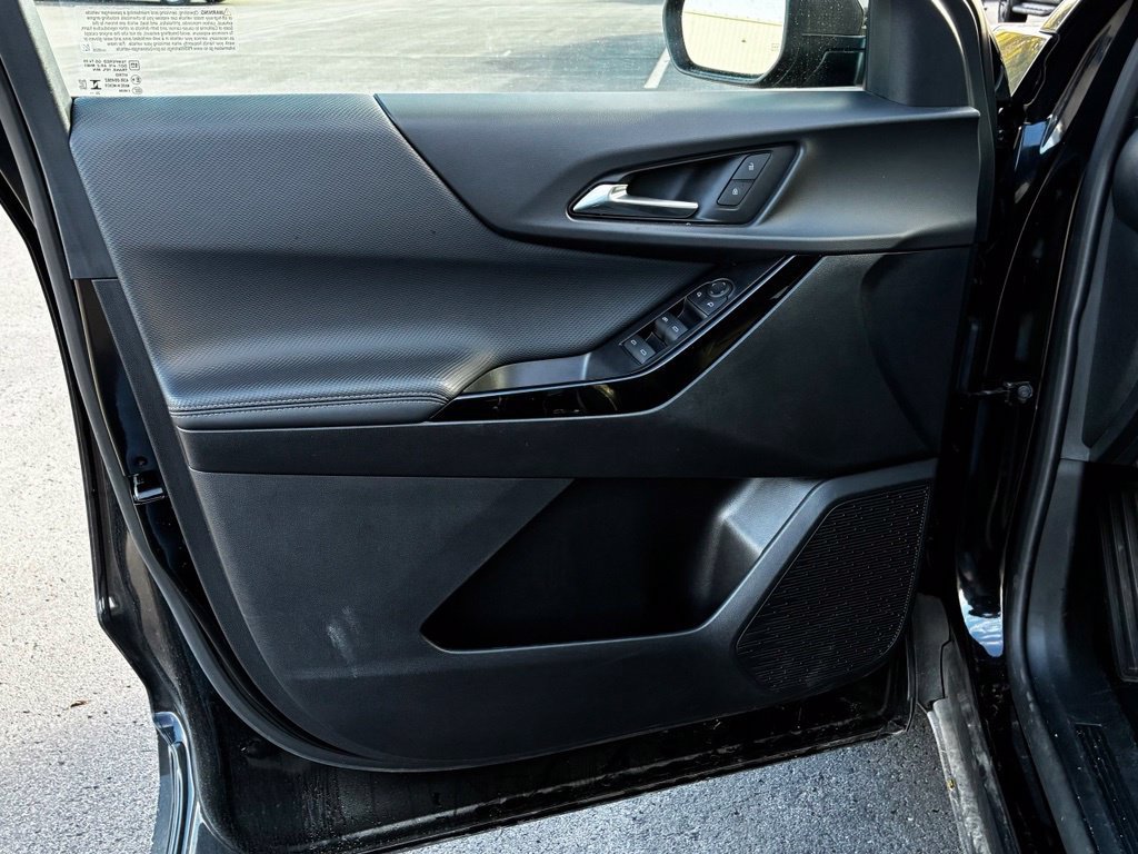 Used 2026 Chevrolet Equinox LT AWD/4WD image 5