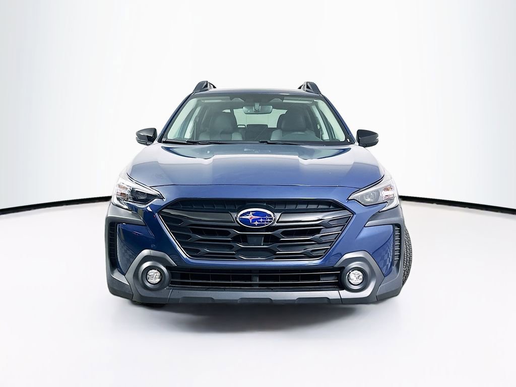 Used 2025 Subaru Outback Onyx Edition image 5