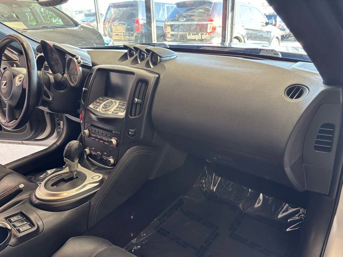 Used 2012 Nissan 370Z Touring w/ Sport Pkg image 14