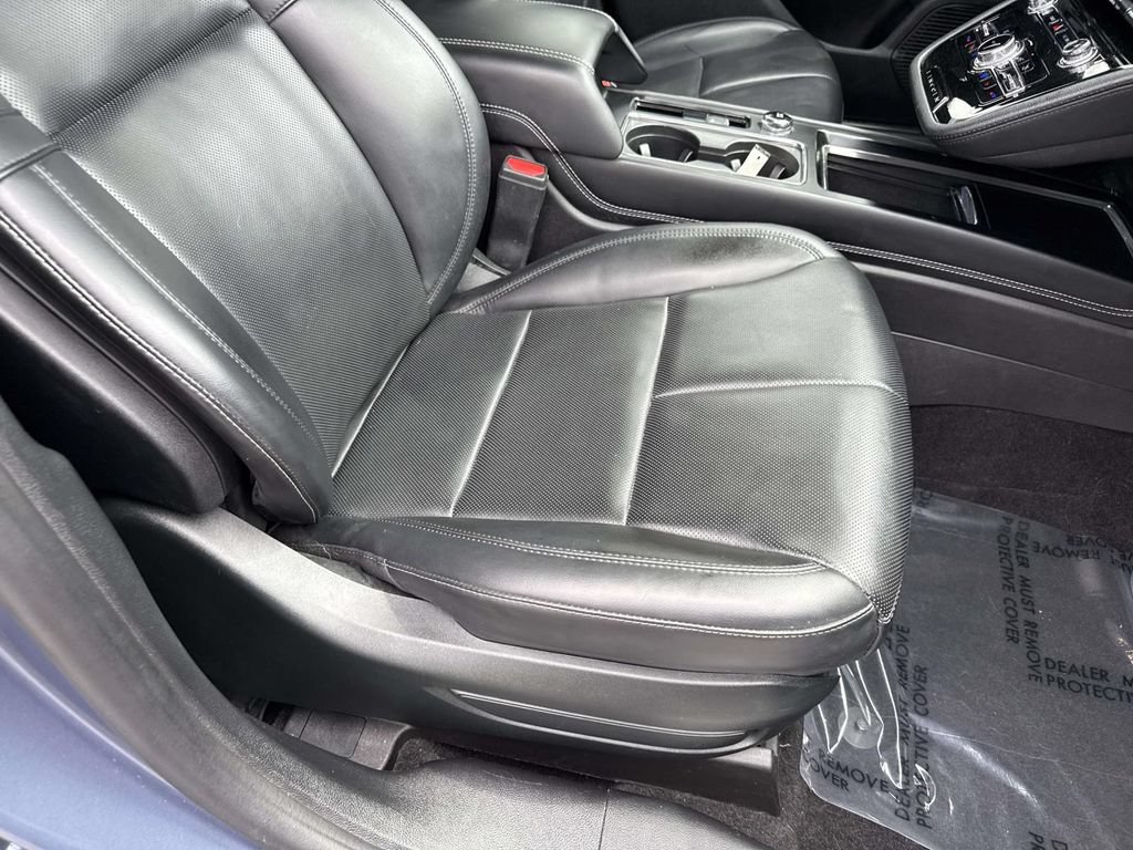 Used 2022 Lincoln Corsair FWD w/ Equipment Group 101A image 27