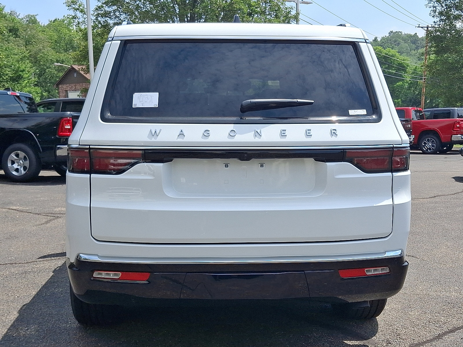 New 2025 Jeep Wagoneer 4WD w/ Convenience Group I image 5