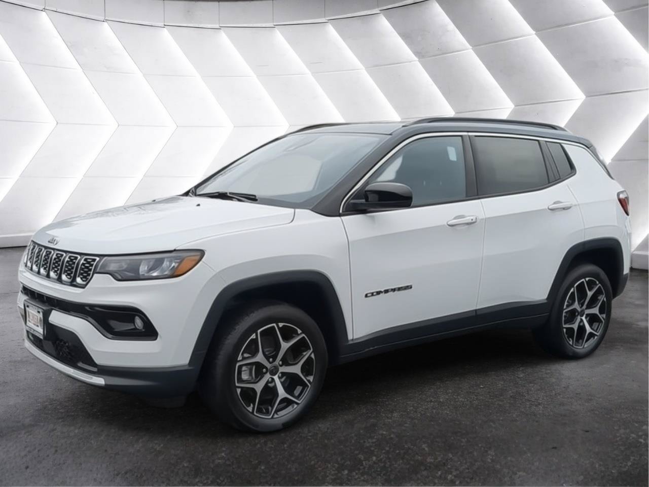 New 2026 Jeep Compass Limited w/ Sun, Sound & Navigation Group AWD/4WD video 3