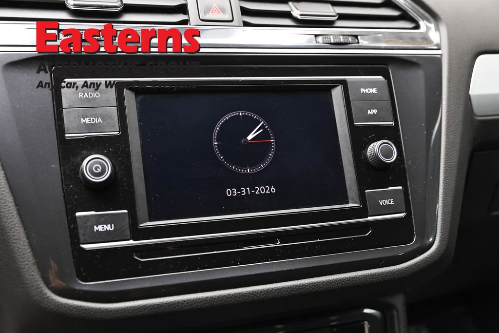Used 2020 Volkswagen Tiguan S image 19