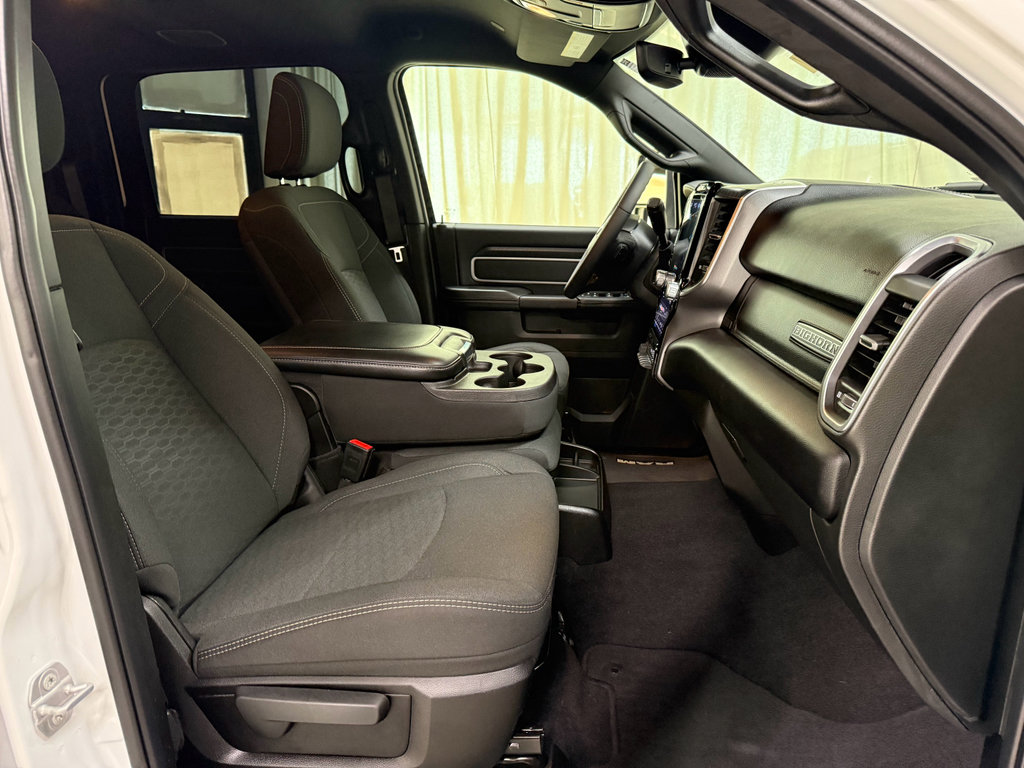 Used 2025 RAM 2500 Big Horn AWD/4WD image 23