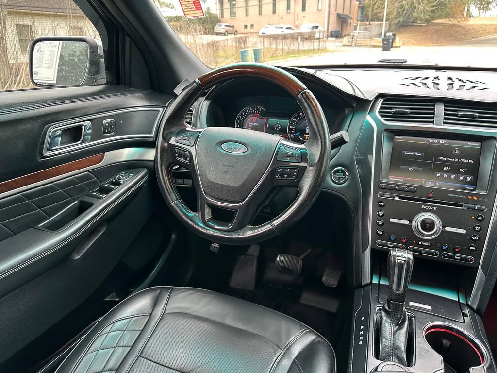 Used 2016 Ford Explorer Platinum image 55