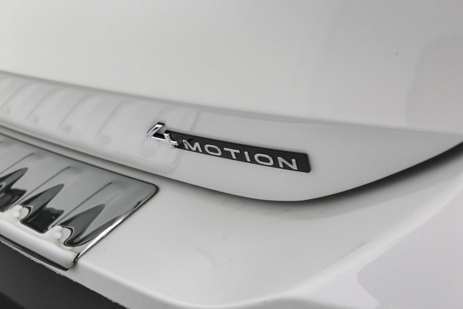 Used 2025 Volkswagen Tiguan S image 12