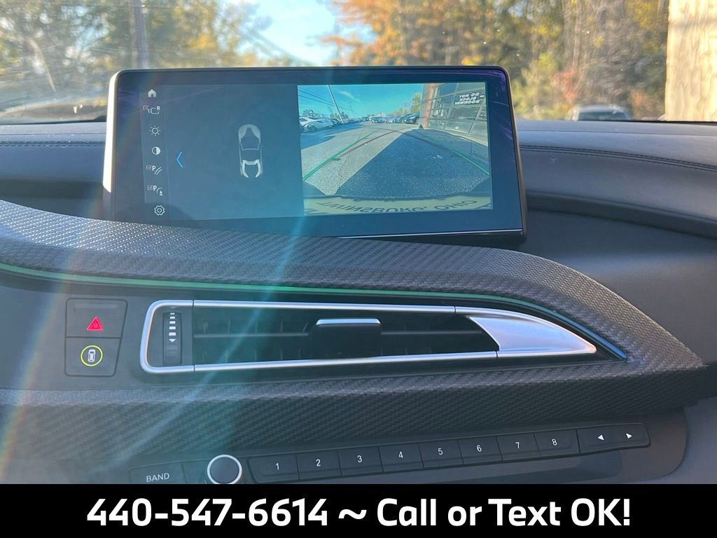 Used 2019 BMW i8 Roadster image 28