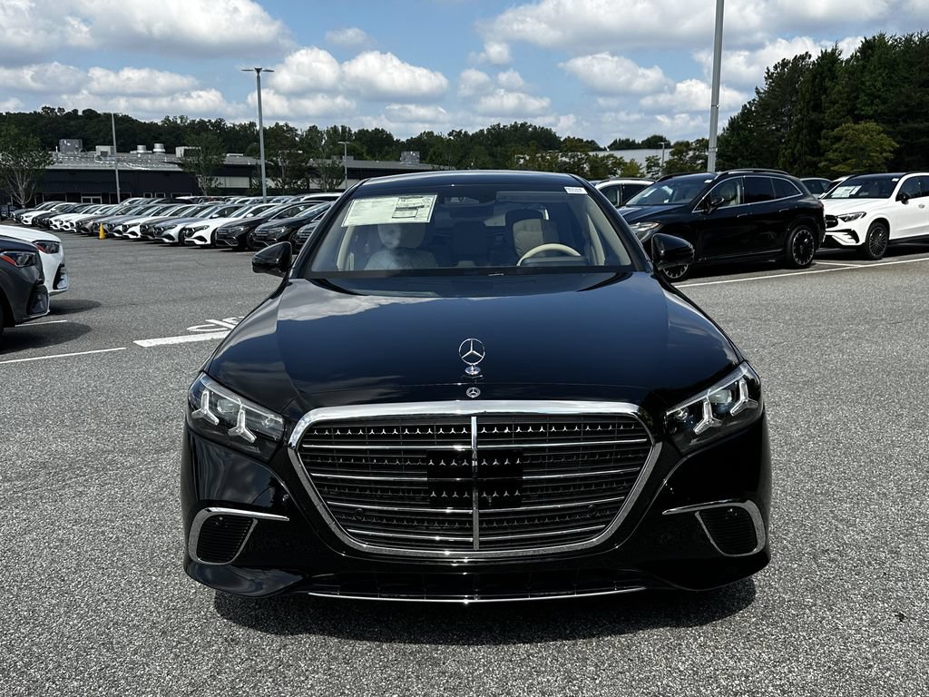 New 2027 Mercedes-Benz S 580 4MATIC Sedan image 3