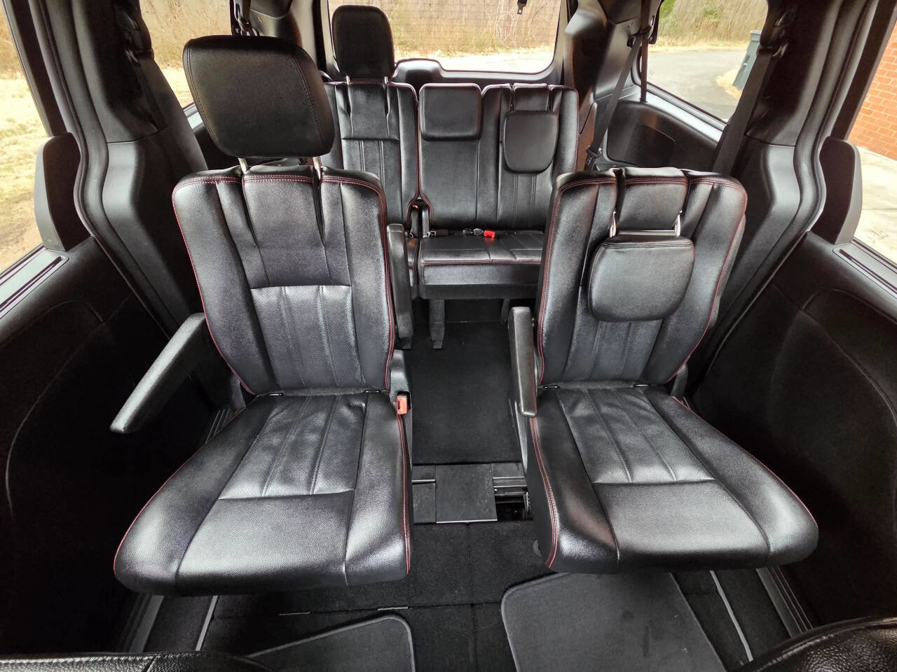 Used 2019 Dodge Grand Caravan GT image 16