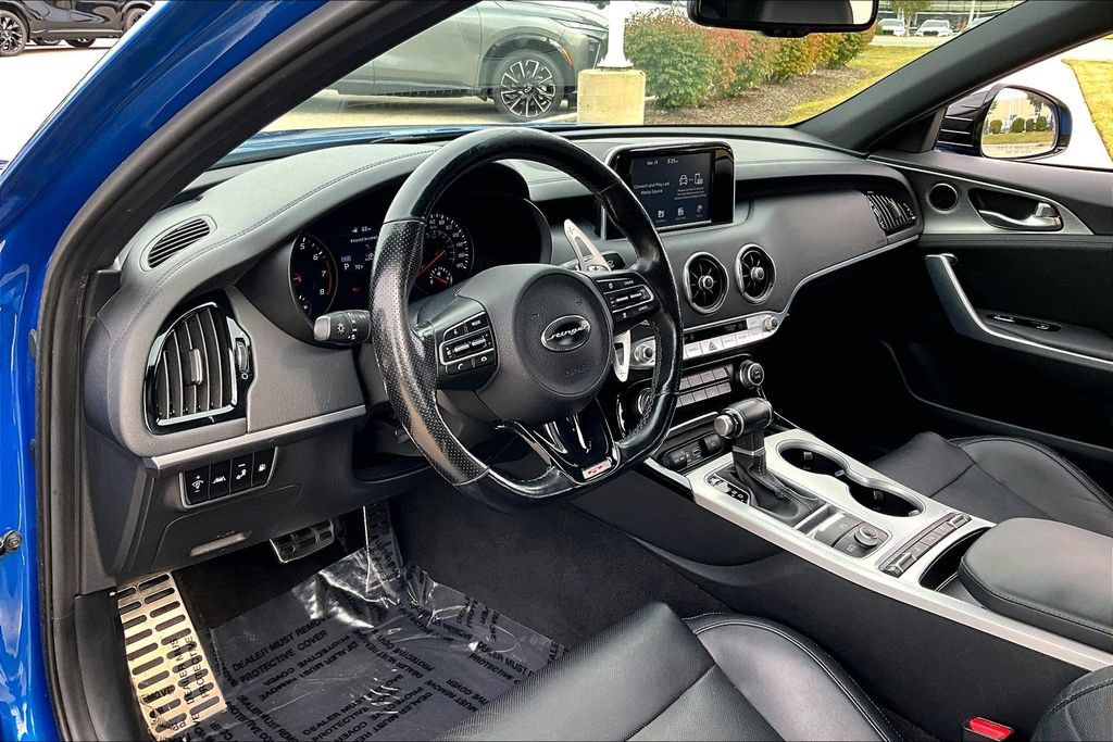 Used 2018 Kia Stinger GT AWD/4WD image 16