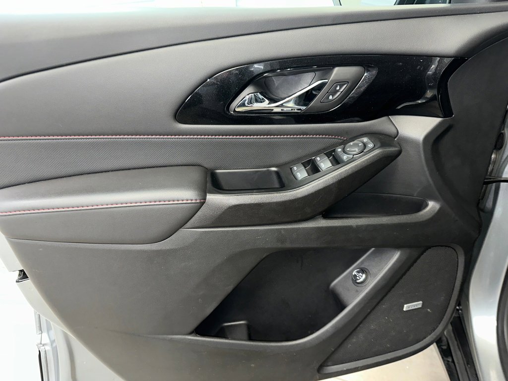 Certified 2023 Chevrolet Traverse RS image 5