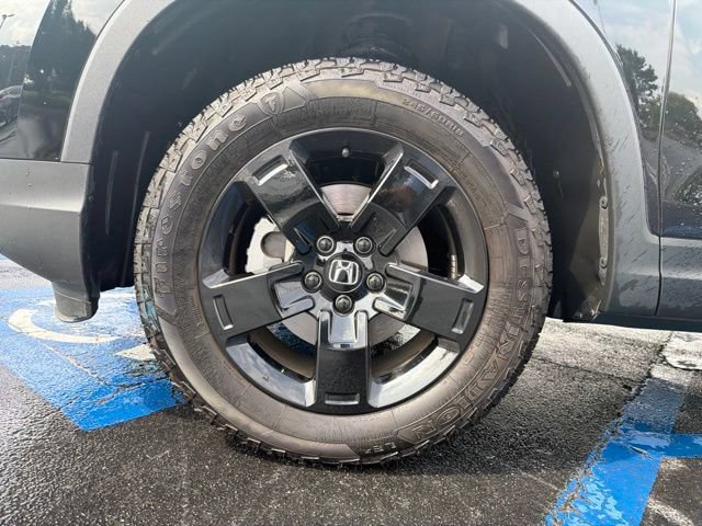 Certified 2024 Honda Ridgeline Black Edition image 11
