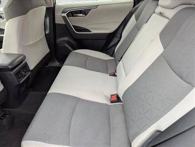Used 2021 Toyota RAV4 XLE FWD image 24