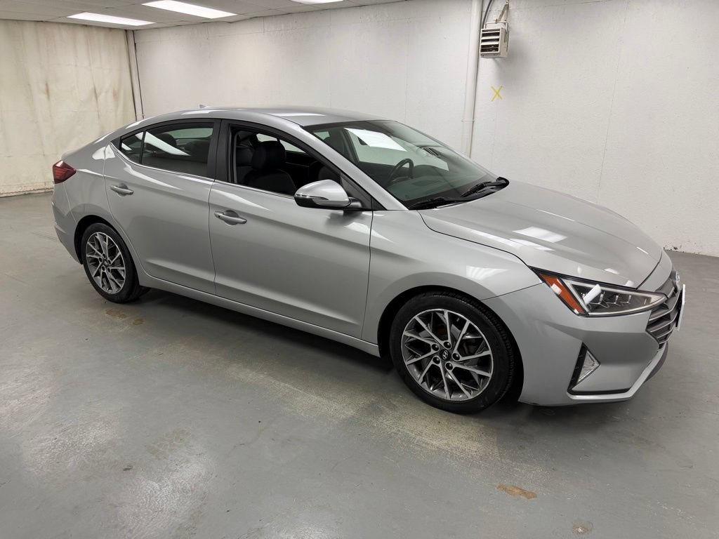 Used 2020 Hyundai Elantra Limited w/ Cargo Package (C1) FWD image 6