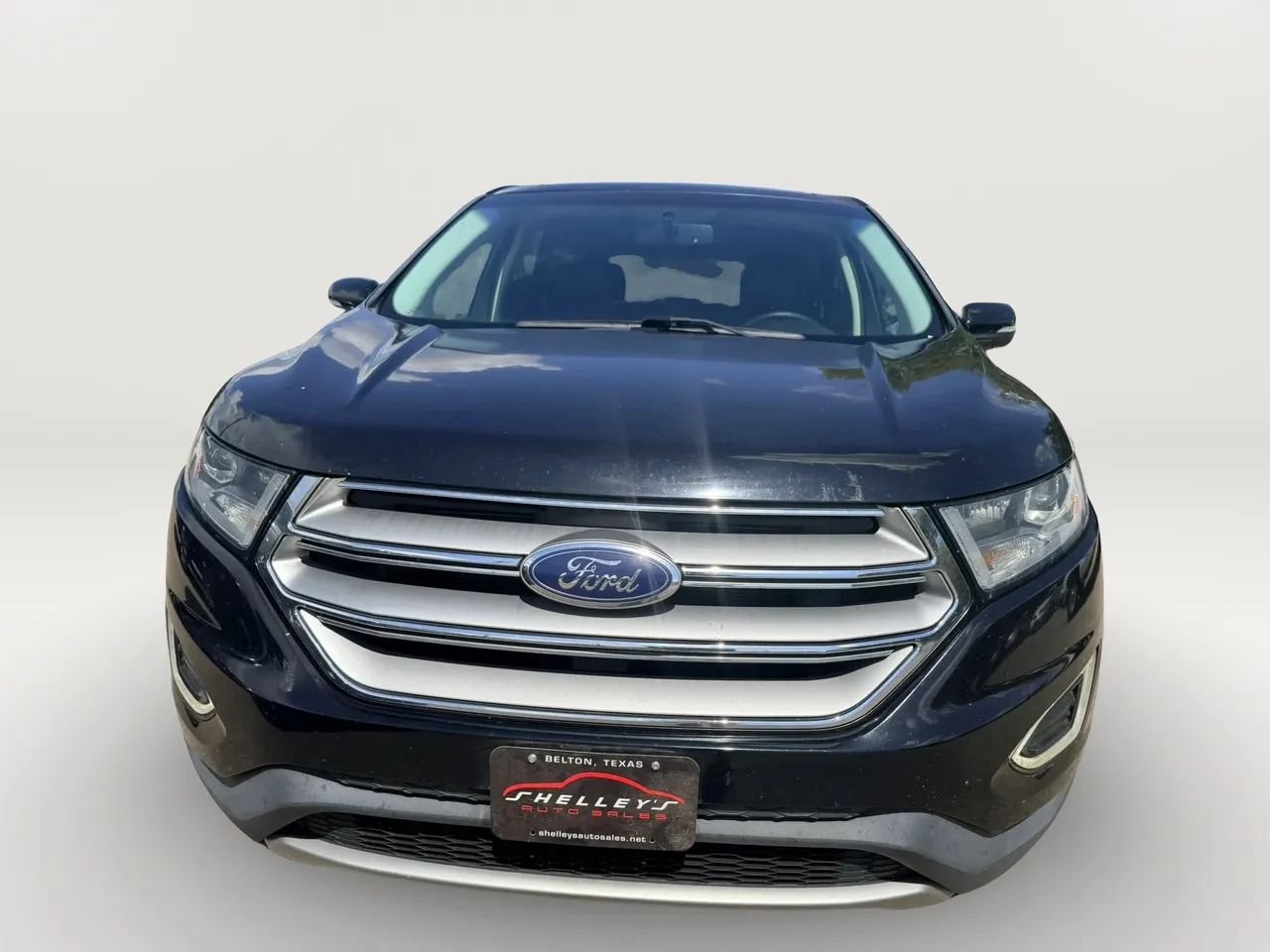 Used 2016 Ford Edge Titanium FWD image 3