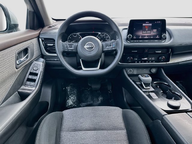 Used 2022 Nissan Rogue SV AWD/4WD image 25