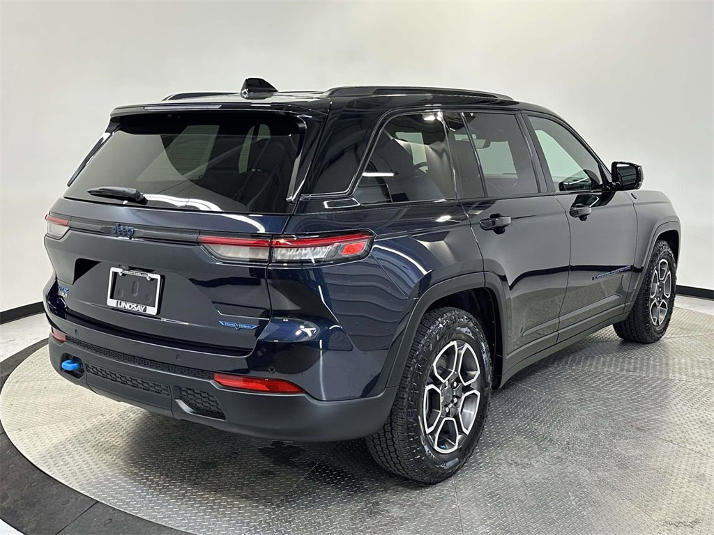 Used 2024 Jeep Grand Cherokee Trailhawk w/ Advanced Protech Group II image 7