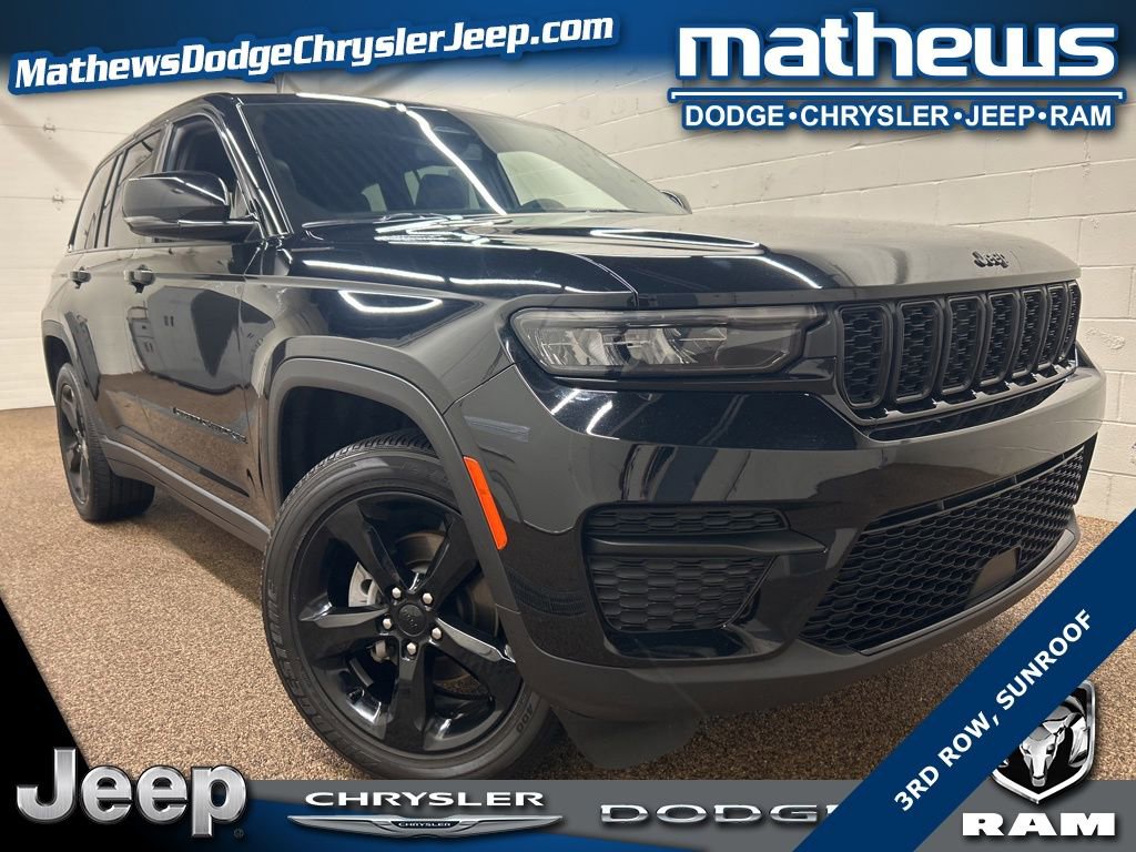 Used 2024 Jeep Grand Cherokee Altitude