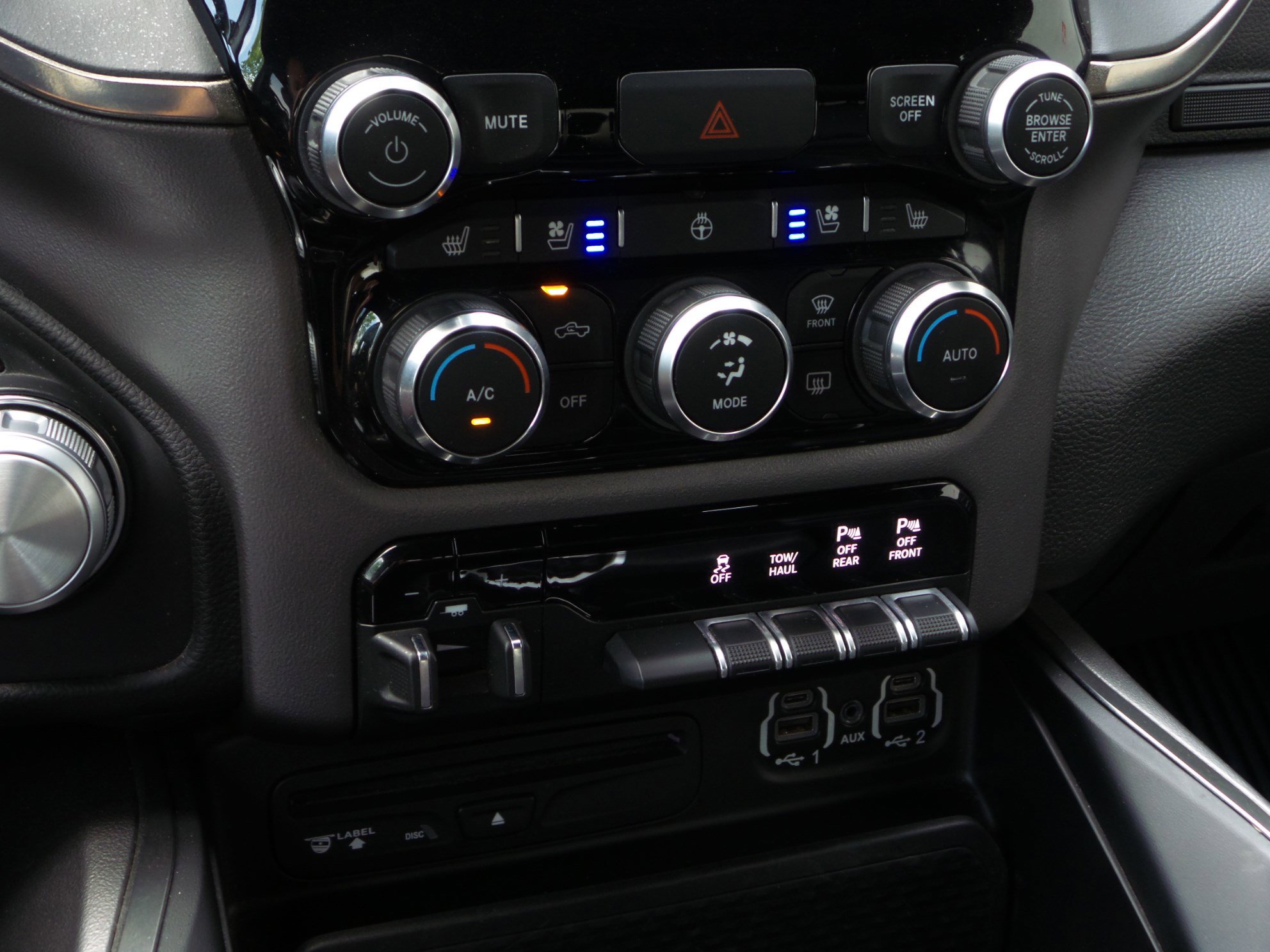 Used 2019 RAM 1500 Sport w/ Level 2 Equipment Group AWD/4WD image 12