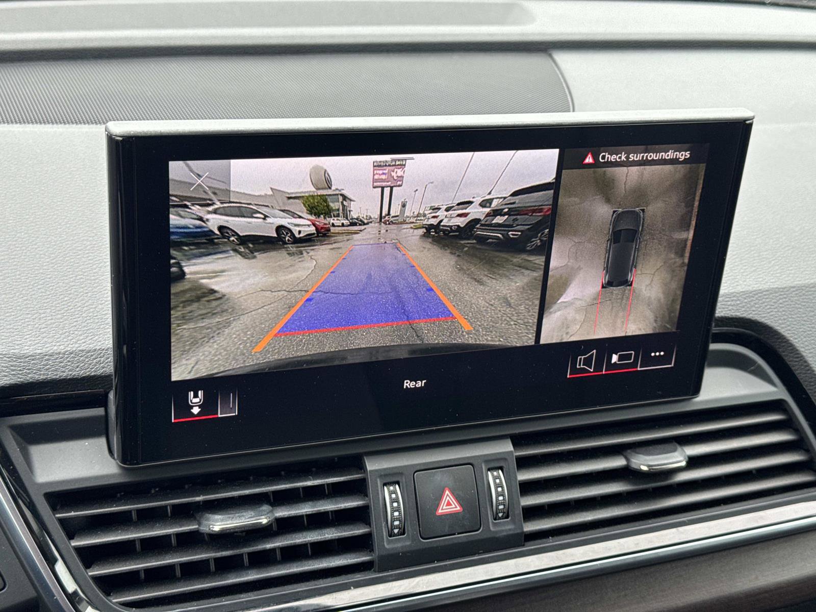 Used 2021 Audi Q5 Premium Plus w/ Premium Plus Package image 17