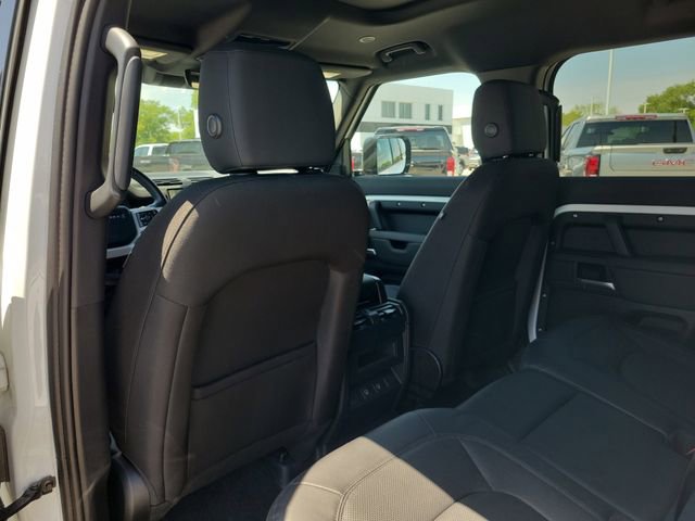 Used 2025 Land Rover Defender 110 S AWD/4WD image 9
